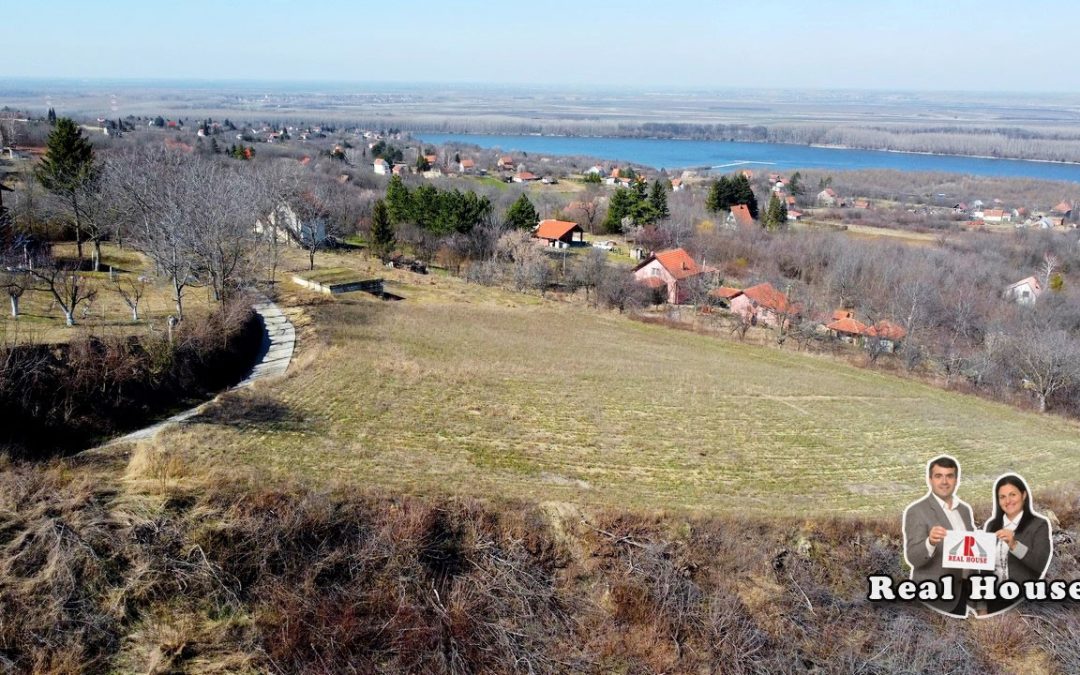 57 ari gradjevinskog zemljišta sa pogledom na Dunav u Slankamenu